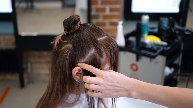 DEMETRIUS | Женская стрижка на длинные волосы VOLUME TOP | Текстурная стрижка на длинные волосы смотреть онлайн