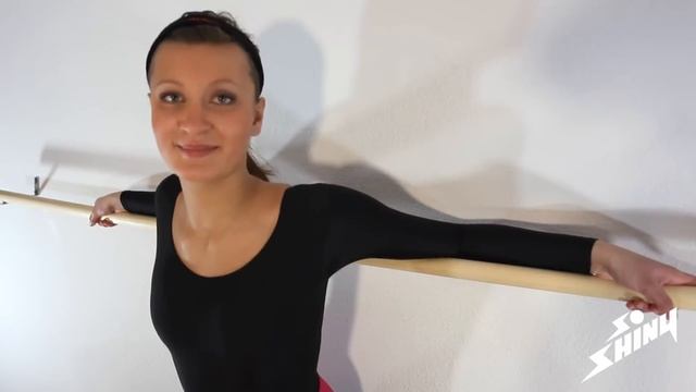 Shiny spandex workout clothes: The catsuit смотреть онлайн