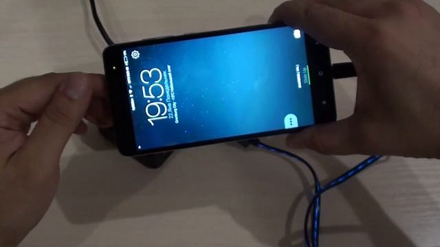 Micro USB Кабель Бегущий ток. смотреть онлайн