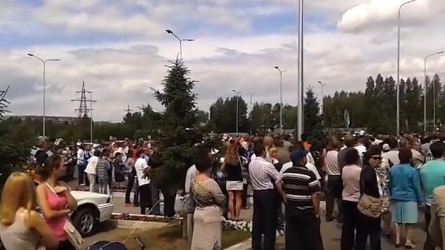 Гипермаркет Гринвич, Машина розыгрыш