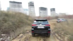 Toyota Fortuner VS Mitsubishi Pajero Sport  Внезапная встреча заклятых друзей..
