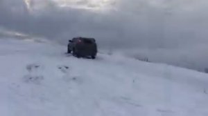 Ниссан х-трейл 1 берет гору