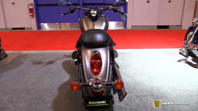 2019 Kawasaki Vulcan 900 Classic - Walkaround - 2019 Montreal Motorcycle Show