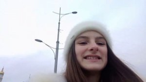 Vlogmas~1Весь день гуляю по Харькову) Исторический музей,парк с картинами и новогодние магазины!