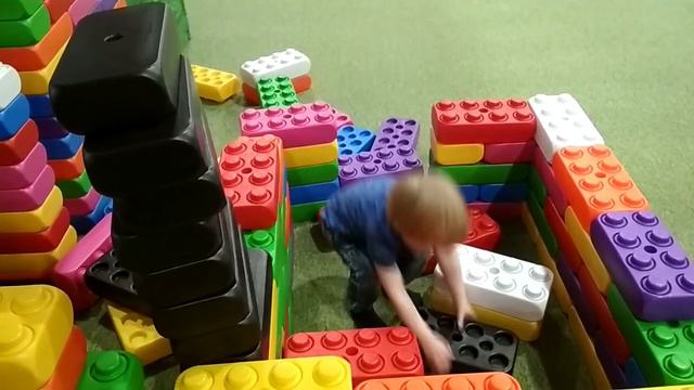 ЛеоГрад смотреть онлайн