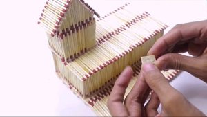 ДОМИК 2 ИЗ СПИЧЕК С ТЕРМО КЛЕЯ КАК СДЕЛАТЬ