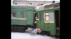 КРУШЕНИЯ ПОЕЗДА жесть жёстко раскурочило поезд CRASH TEST
