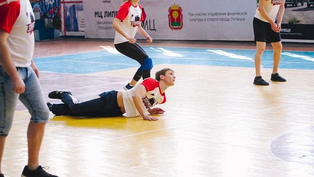 Быть командой! смотреть онлайн