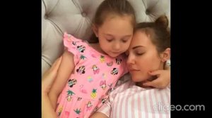 Мерьем Узерли с детьми