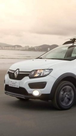 Как снять бампер на Renault Sandero Stepway?