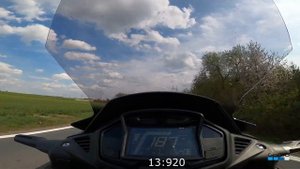 Honda VFR 800X Crossrunner acceleration 0-100-200km/h