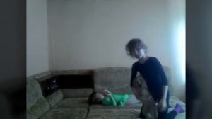 Йога ЧЕЛЕНДЖ с Миланой!! Выполняем позы/ ОЧЕНЬ СМЕШНО!!!