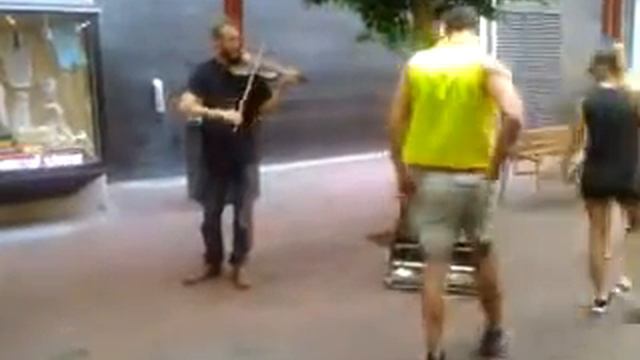 Adelaide Central Market every-Saturday Violinist смотреть онлайн