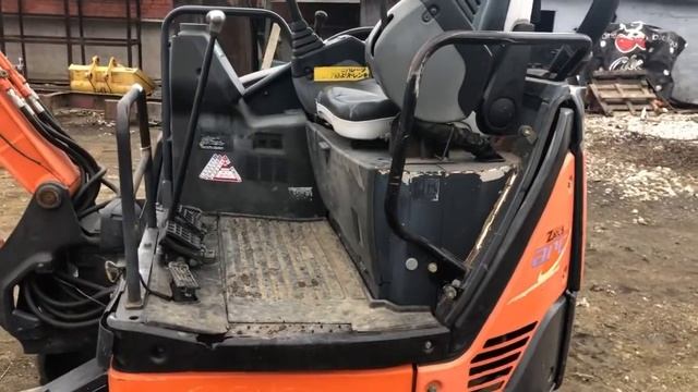 Обзор миниэкскаватора Hitachi ZX30U-2