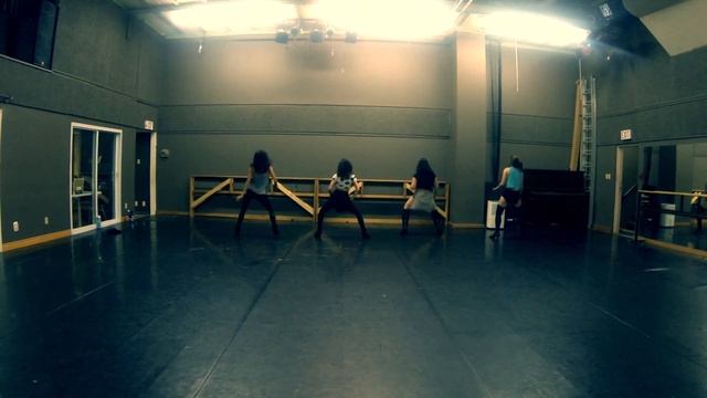 ARMY of SASS Drop-In with Meghan Norah - "Work B*tch" смотреть онлайн