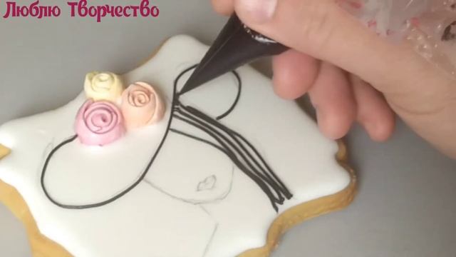 Пряник на 8 марта. Несложная роспись глазурью. смотреть онлайн