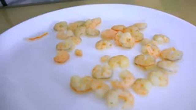 Обычная Еда против Мармелада Челлендж! Мама не ПЛАЧЕТ - Real Food vs Gummy food смотреть онлайн