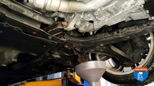 2015 Volvo S60, 6 Speed Aisin Warner TF-80SD - замена масла в АКПП (www.zparts.lv)
