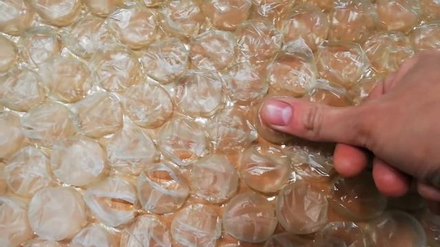 Лопаем Пузырчатую Пленку с ОГРОМНЫМИ ПУЗЫРИКАМИ!!!