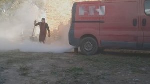 Opel vivaro 1.9 дым завеса