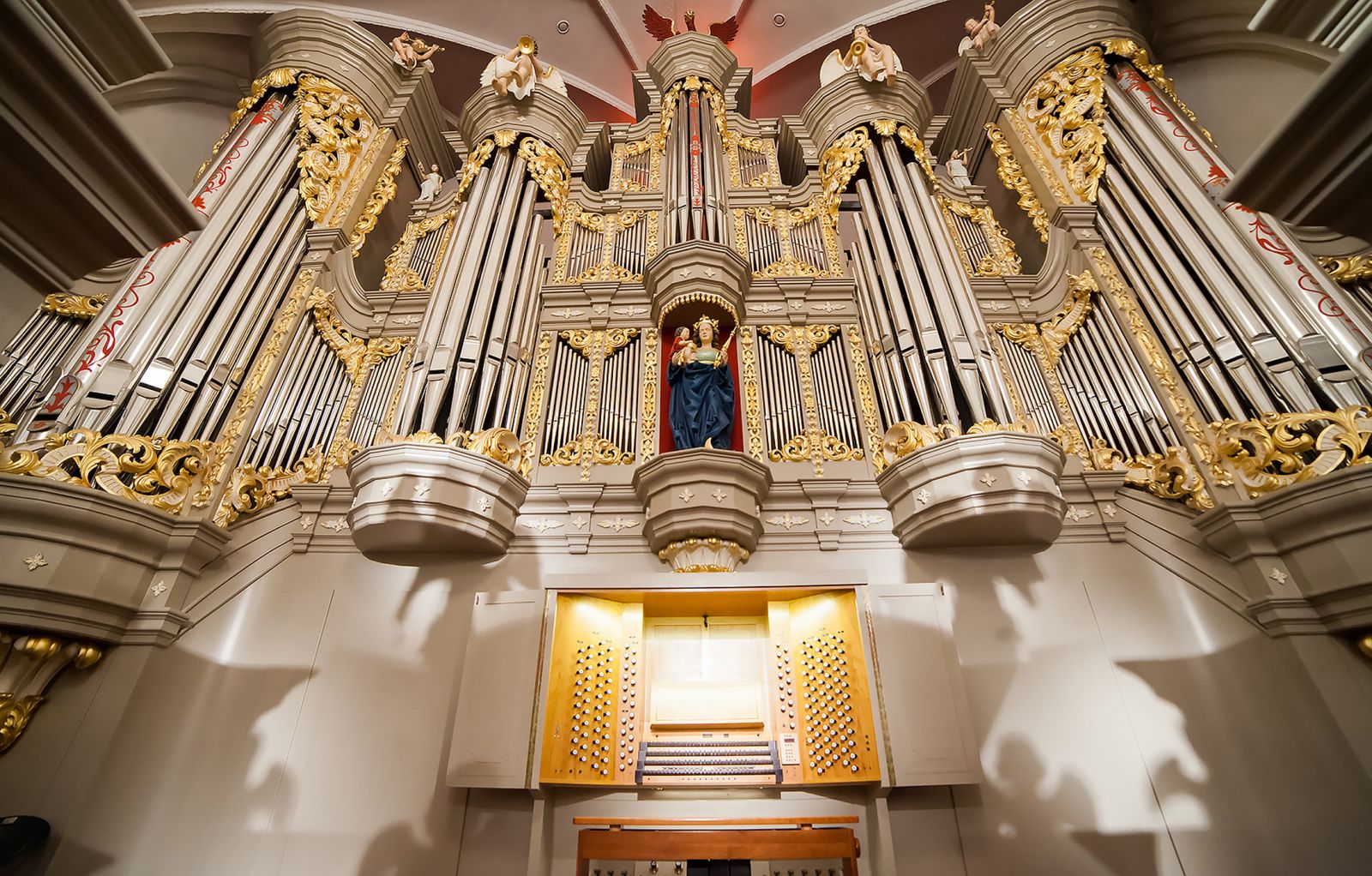 орган кафедральный собор