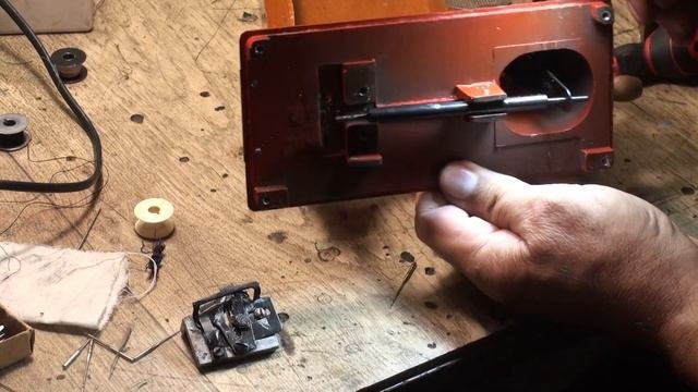 Детская швейная машинка . пр-во  Оршанского завода 