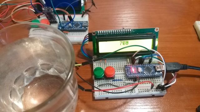 Датчик влажности почвы (емкостный) в FLProg смотреть онлайн