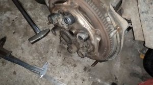 ЛУАЗ. Проверка и регулировка корзины.