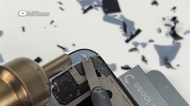 How To Remove iPhone 13 Pro Max Back Glass Cracked And Replacement New One - ASMR Videos смотреть онлайн