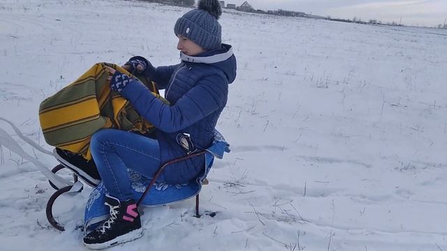 Катаемся, пока есть снег. Зимние развлечения. смотреть онлайн