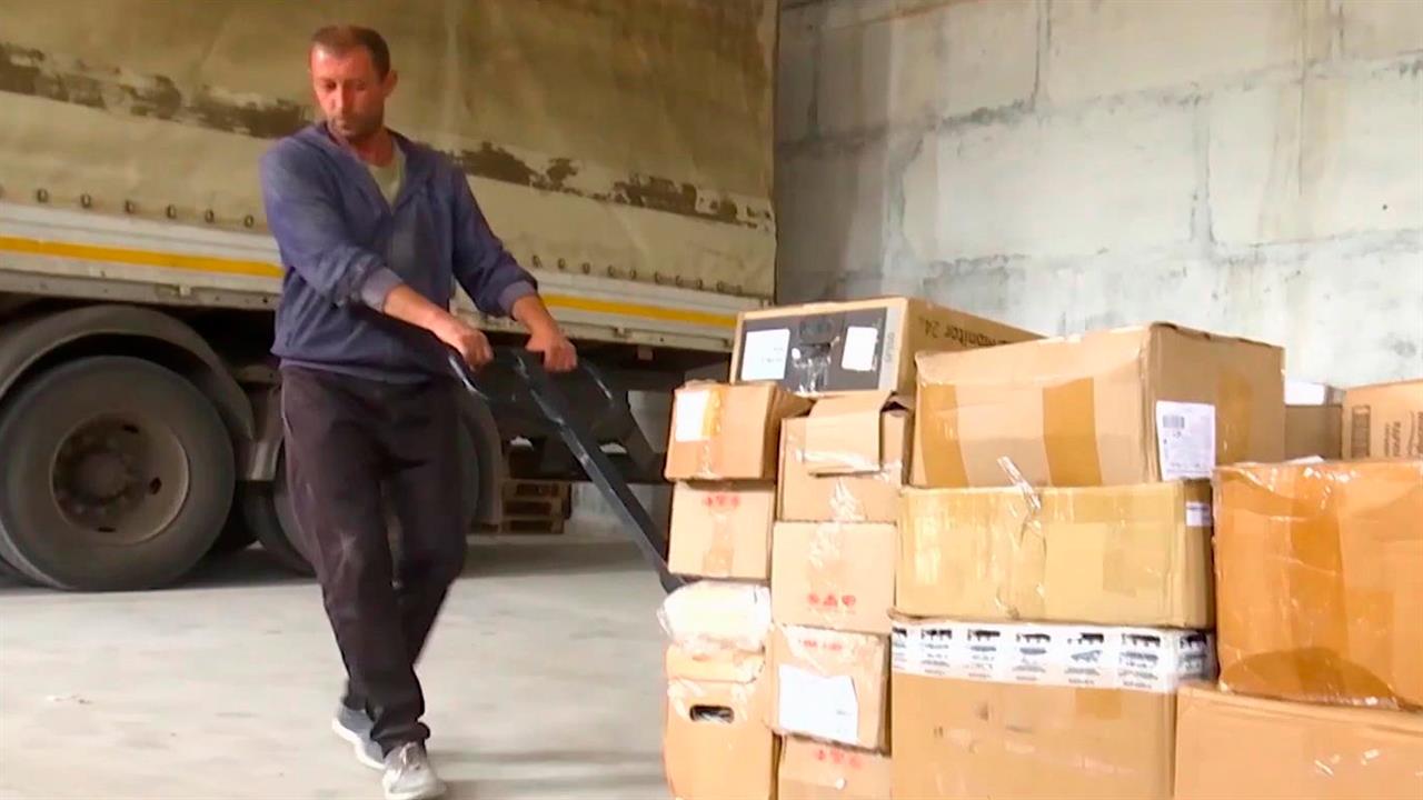 Российские военные доставили новую партию гуманитарной помощи жителям Харьковской области
