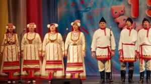 "Луганяса келунесь", мордовская народная песня.