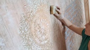 Как выделить выпуклый орнамент на стене | два способа