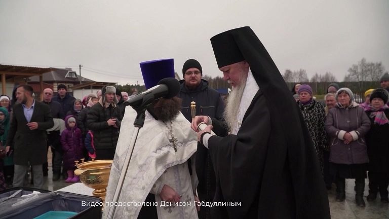 В Волжске заложили фундамент церкви Владимирской иконы Божьей матери