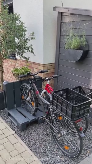 Сделай сам: Велосипедная парковка из деревянных поддонов!