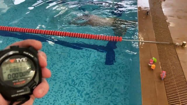 Плаваем и прогнозируем время своего заплыва | Полезная игра для пловцов! смотреть онлайн