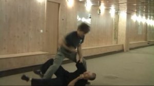 Приемы самообороны на улице