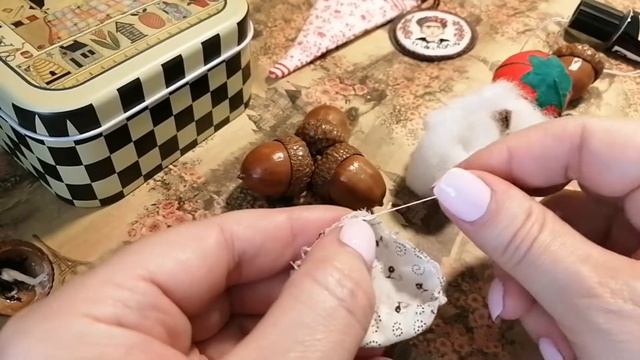 Маячок для ножниц. Примитив. Используем шляпку канадского жёлудя. смотреть онлайн