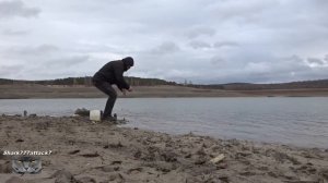 Ловля судака щуки на резинку зимой..