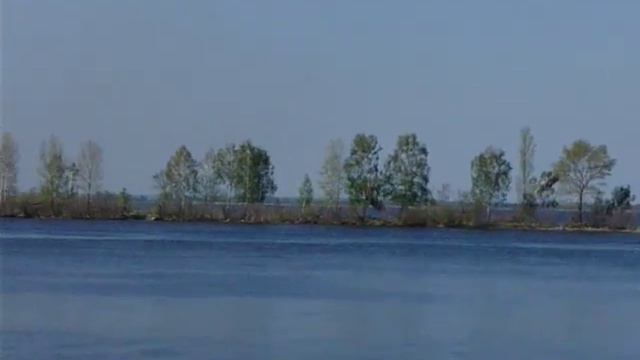 На берегу Днепра рядом с селом Триполье