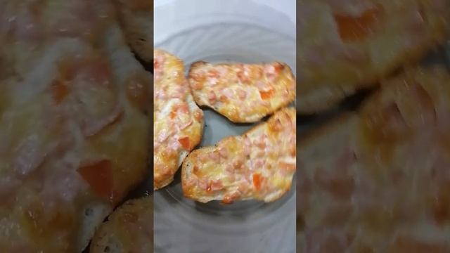 ГОРЯЧИЕ БУТЕРБРОДЫ. БЫСТРО. СЫТНО. ВКУСНО.