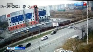 Проведена проверка по факту падения башенного крана на ул. Вахова в Хабаровске