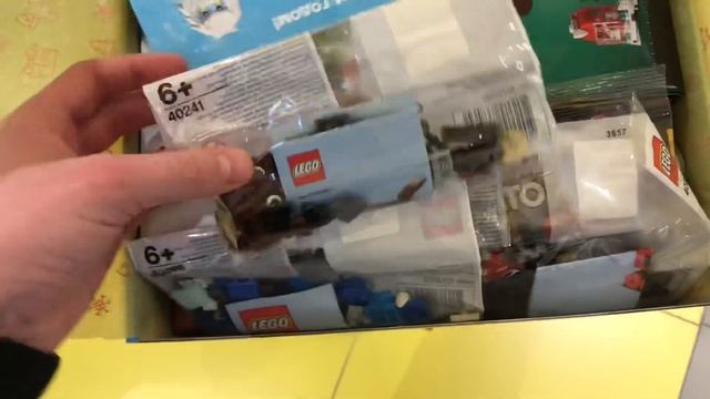 Влог из Мира-Кубиков / Обзор Нового Подарочного Giftbox’а к Новому Году смотреть онлайн