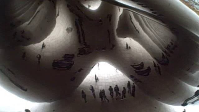 Arts: Cloud Gate Sculpture By  Anish Kapoor Millenium Park Chicago, US