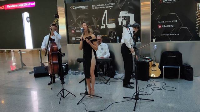 Andrea Bocelli - Besame Mucho - Besame Mucho - Cesaria Evora - поёт Мария Артамонова и трио #moscow смотреть онлайн