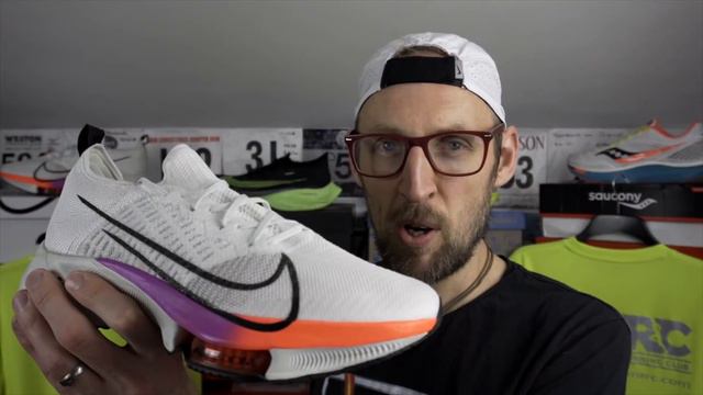 Nike Air Zoom Tempo Next% FK vs Saucony Endorphin Speed | Best £160+ running shoe | eddbud смотреть онлайн
