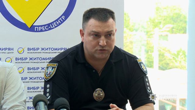 Поліція Житомирщини перевіряє понад три десятка повідомлень про можливі порушення смотреть онлайн