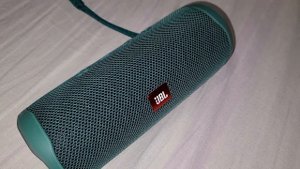 хрепит динамик в JBL FLIP 5 | нашёл баг в колонке JBL FLIP 5