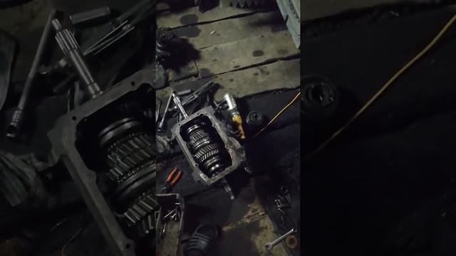 Установка делитель на КПП Мазда Титан