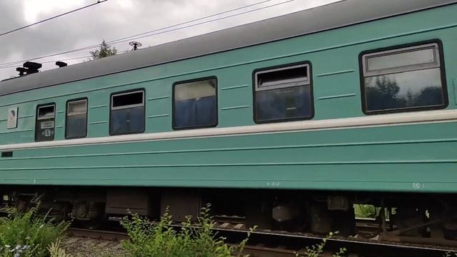 ЭП2К-008 с приветливой бригадой и поездом Бишкек/Алматы - Казань + вагон КТЖ в старом окрасе